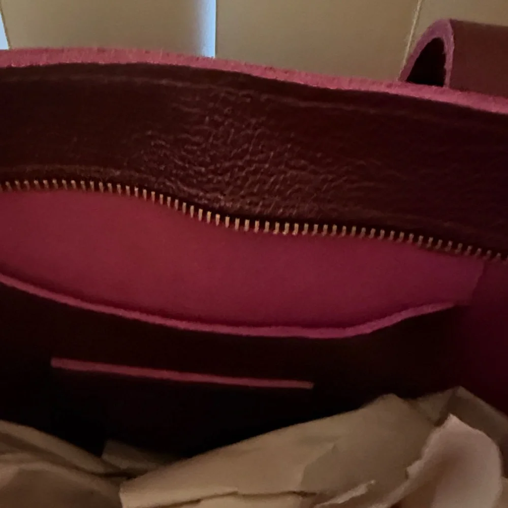 Portland Leather Goods - Full Size Cross Body zipper - ultraviolet - Picture 6 of 10